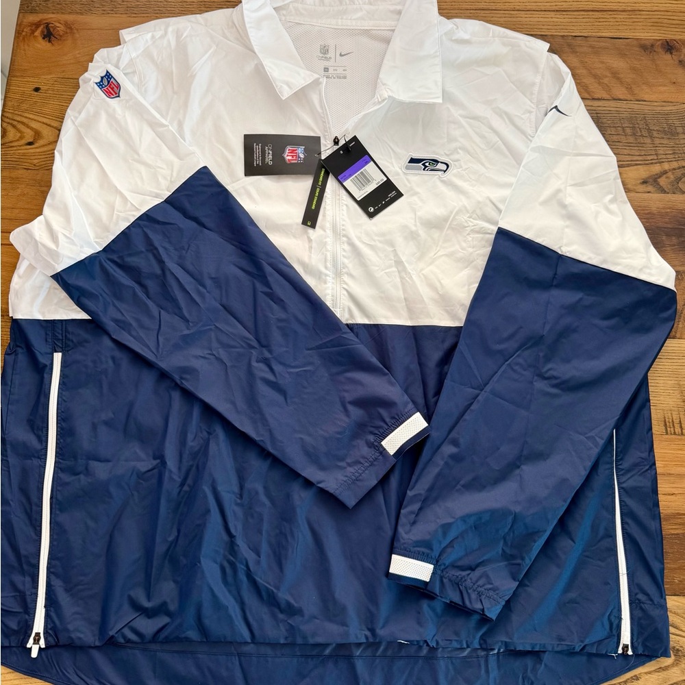 Nike NFL Men’s On Field Seahawks Windbreaker
